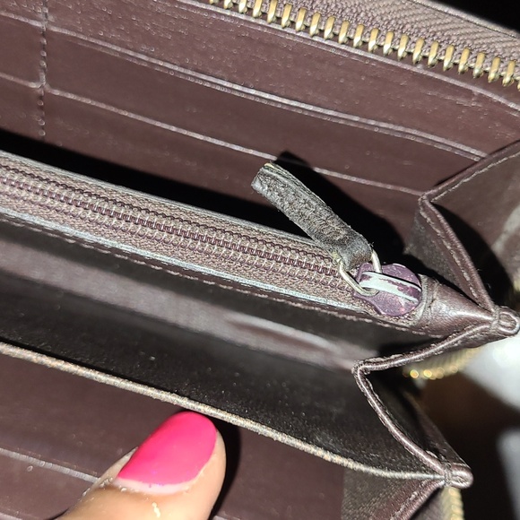 🤎💯Authentic Chocolate Brown Guccissima Zip Around Wallet🤎 - Picture 12 of 13